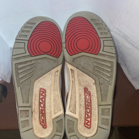 Jordan 3 fire red 2013 good condition